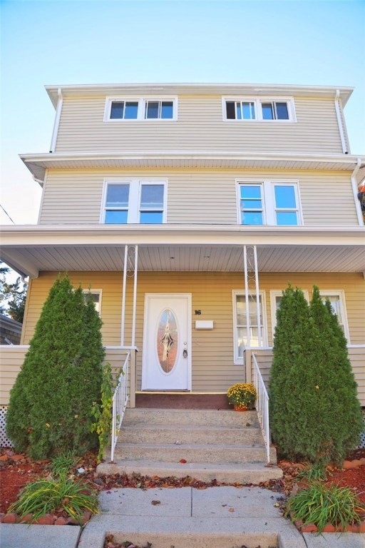 16 Lambert St, Cranston, RI 02910 - photo 1