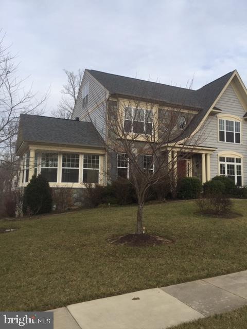 18492 Kerill Rd, Triangle, VA 22172 - photo 1