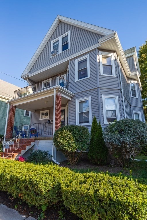 Sold $399,900 • Co-Listing Agent