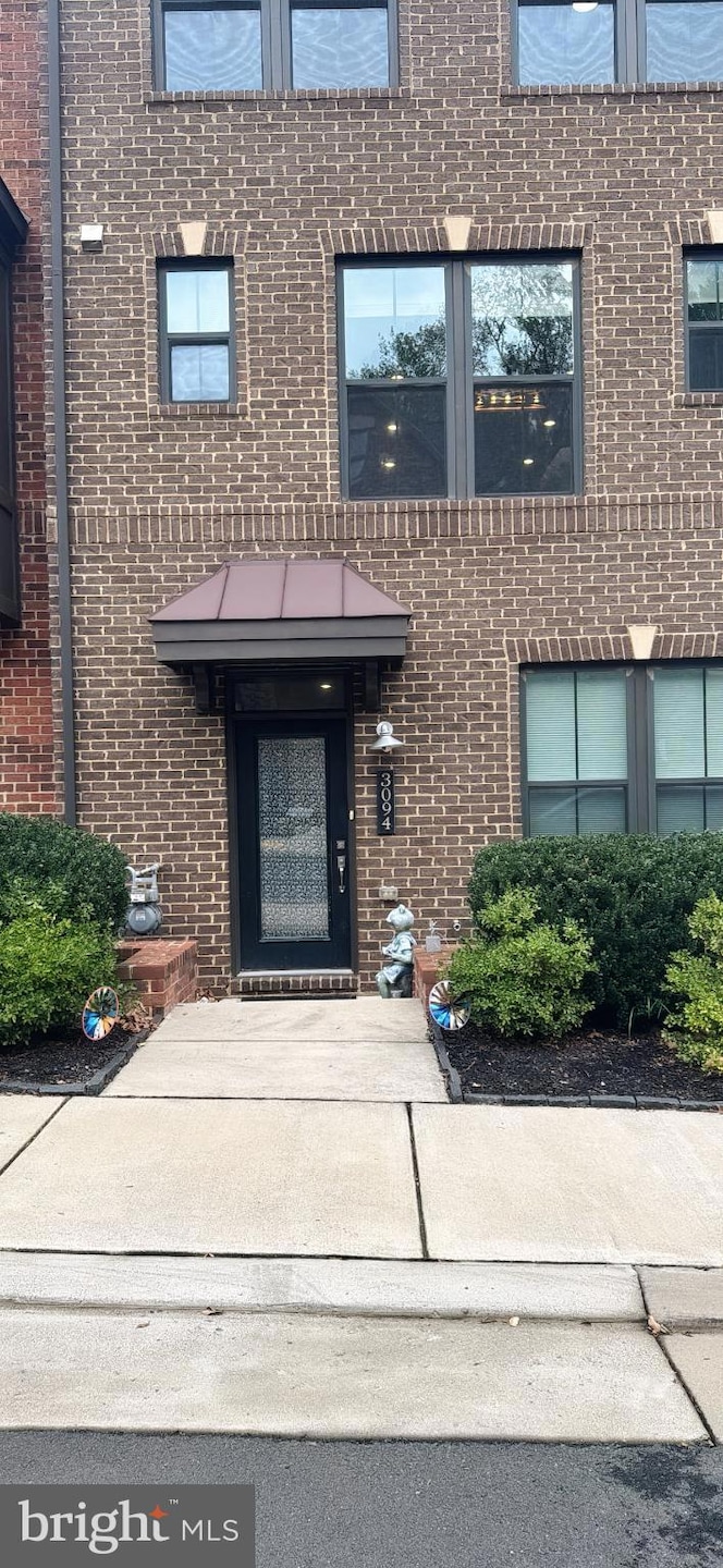 3094 Sassafras Ct, Fairfax, VA 22031 - photo 1