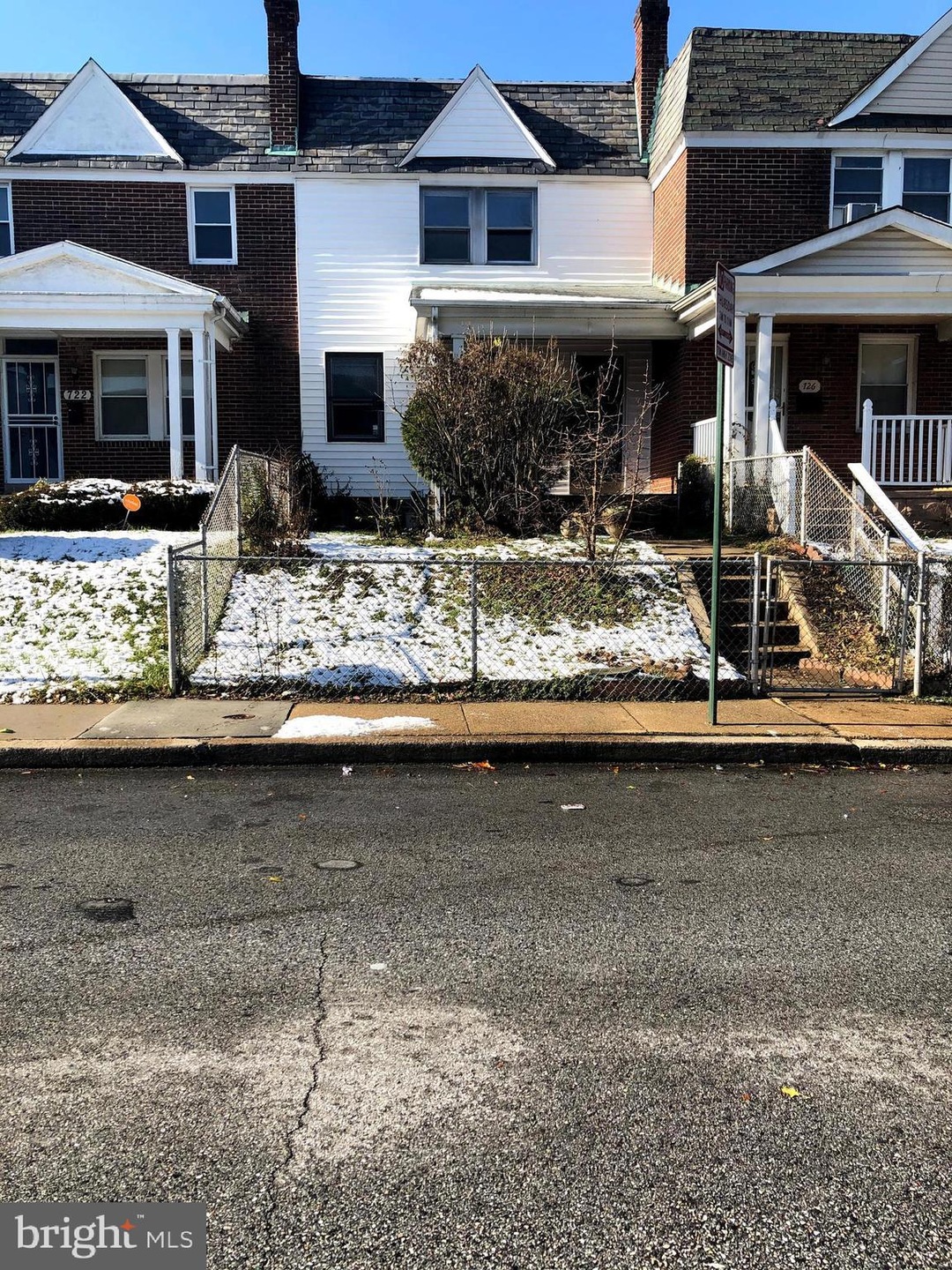 724 Mount Holly St, Baltimore, MD 21229 - photo 1