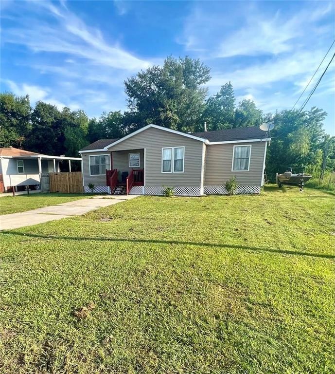 138 S Concord Rd, Belle Chasse, LA 70037 - photo 1