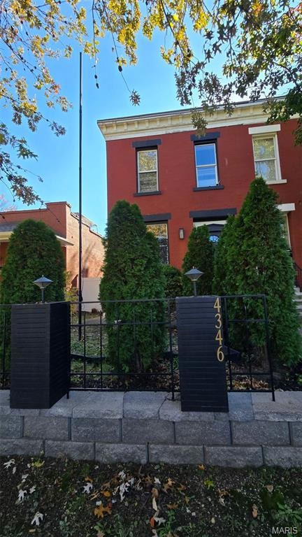 4346 Vista Ave, Saint Louis, MO 63110 - photo 1