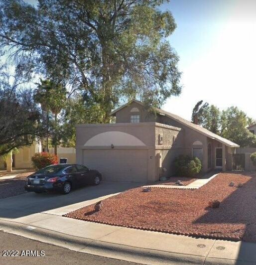 741 N Hazelton Dr, Chandler, AZ 85226 - photo 1