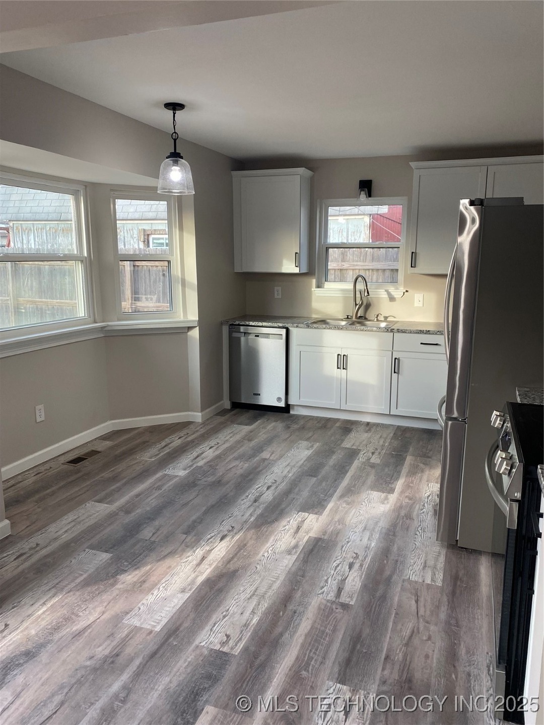 412 E F St, Jenks, OK 74037 - photo 1