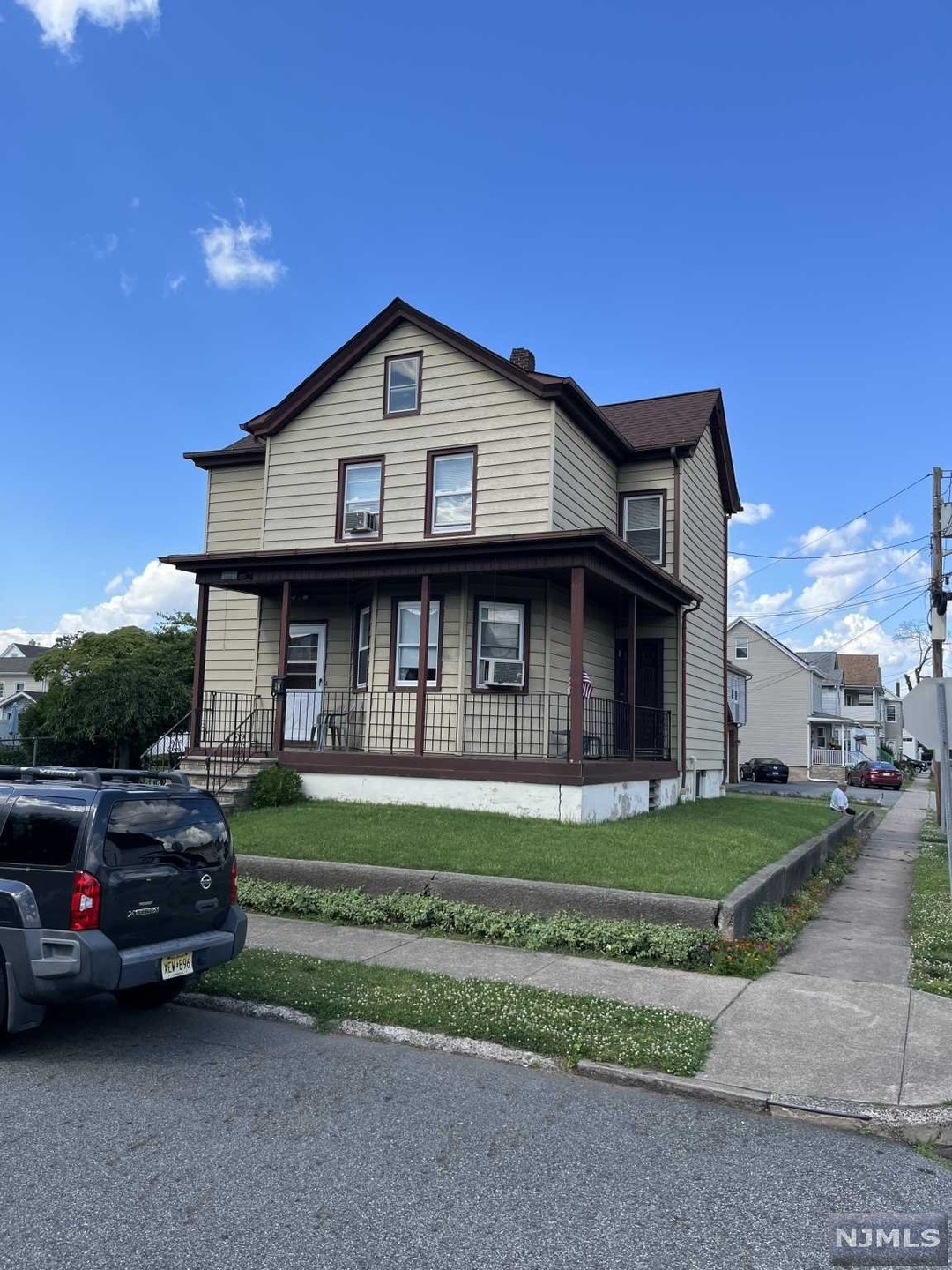 26 Jefferson Place, Totowa, NJ 07512 - photo 1