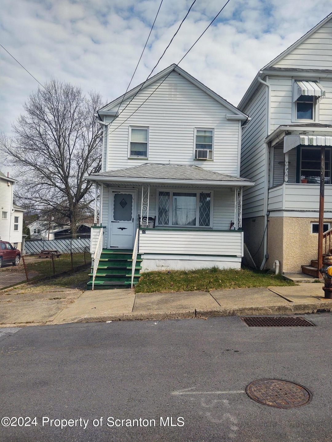 37 Poplar St, Plains, PA 18705 - photo 1