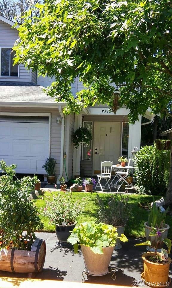 7712 196th St SW unit C, Edmonds, WA 98026 - photo 1