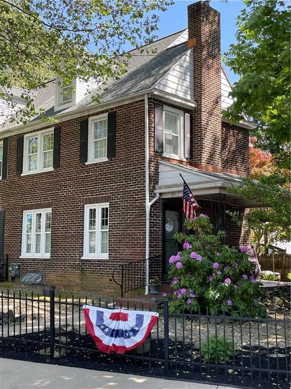 542 Goepp Cir, Bethlehem, PA 18018 - photo 1