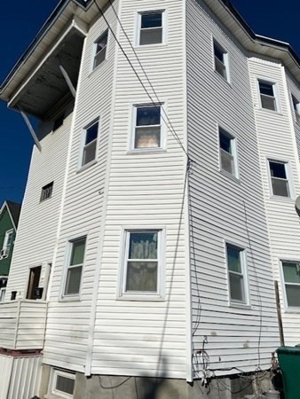 131-1 Chatham St, Lynn, MA 01902 - photo 1