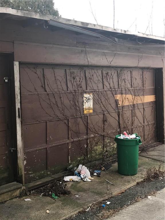 305 N 8th St, Allentown, PA 18102 - photo 1