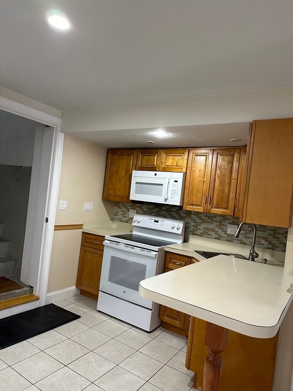 49 Oldfields Rd unit B, Dorchester, MA 02121 - photo 1