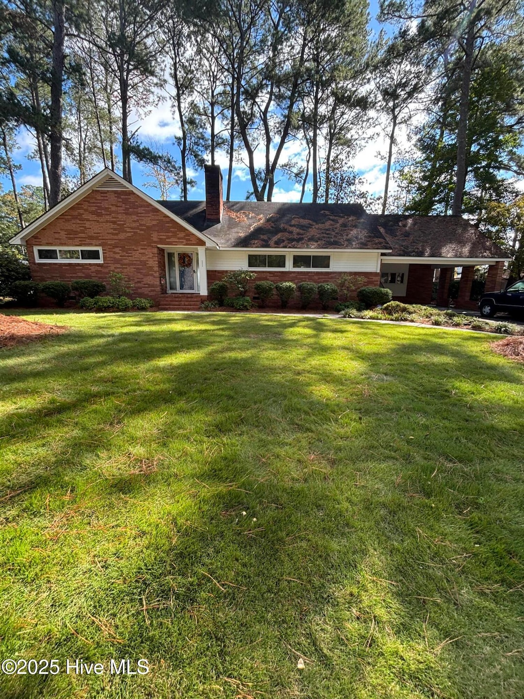 Pending $339,900 • Co-Listing Agent