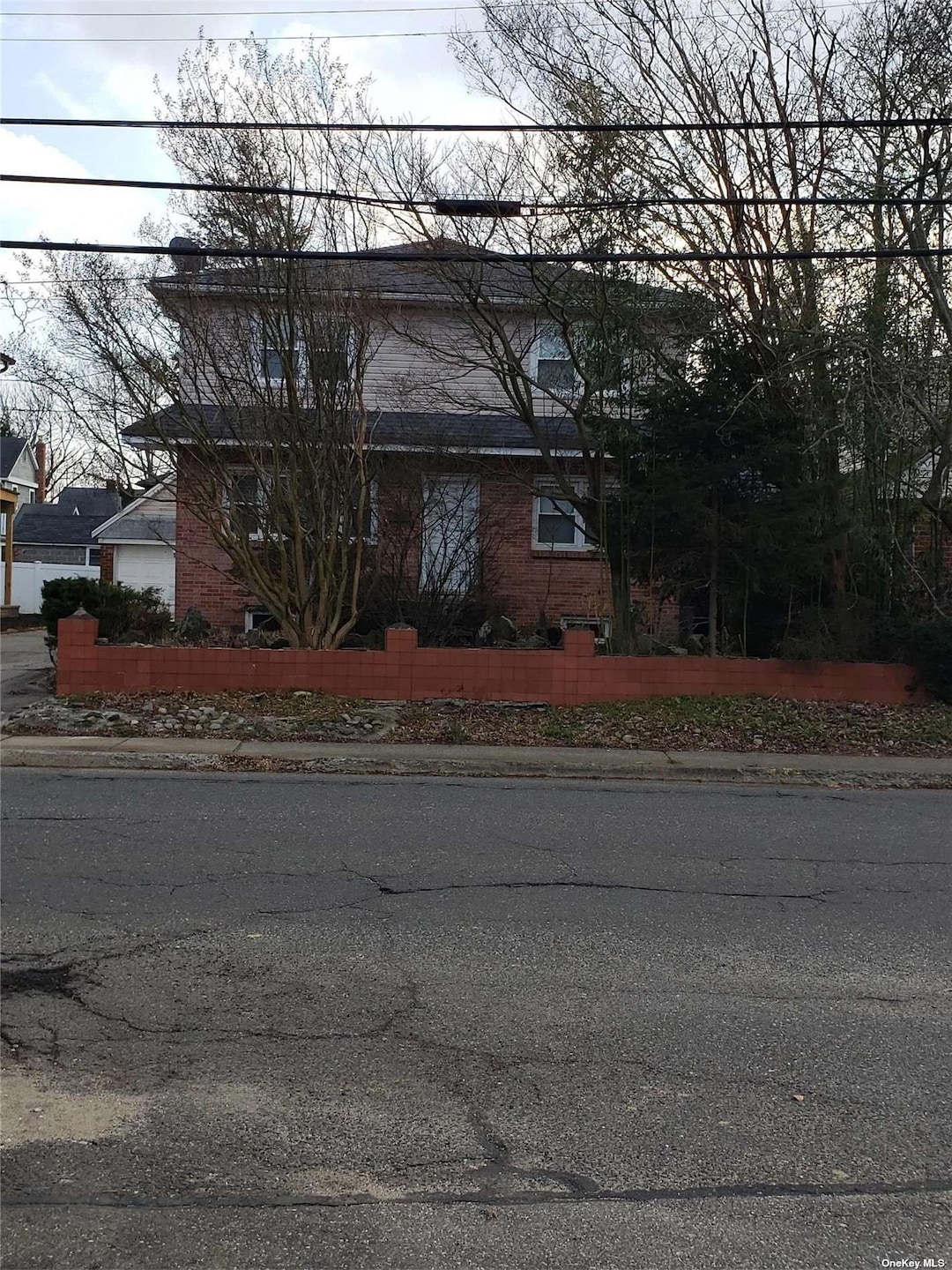 90 Bayview Ave, Manhasset, NY 11030 - photo 1