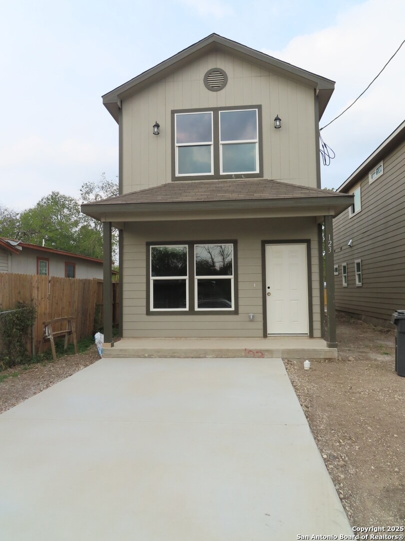 123 Lawton St, San Antonio, TX 78237 - photo 1