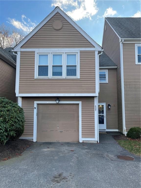 609 Brookhaven Ln, Woonsocket, RI 02895 - photo 1