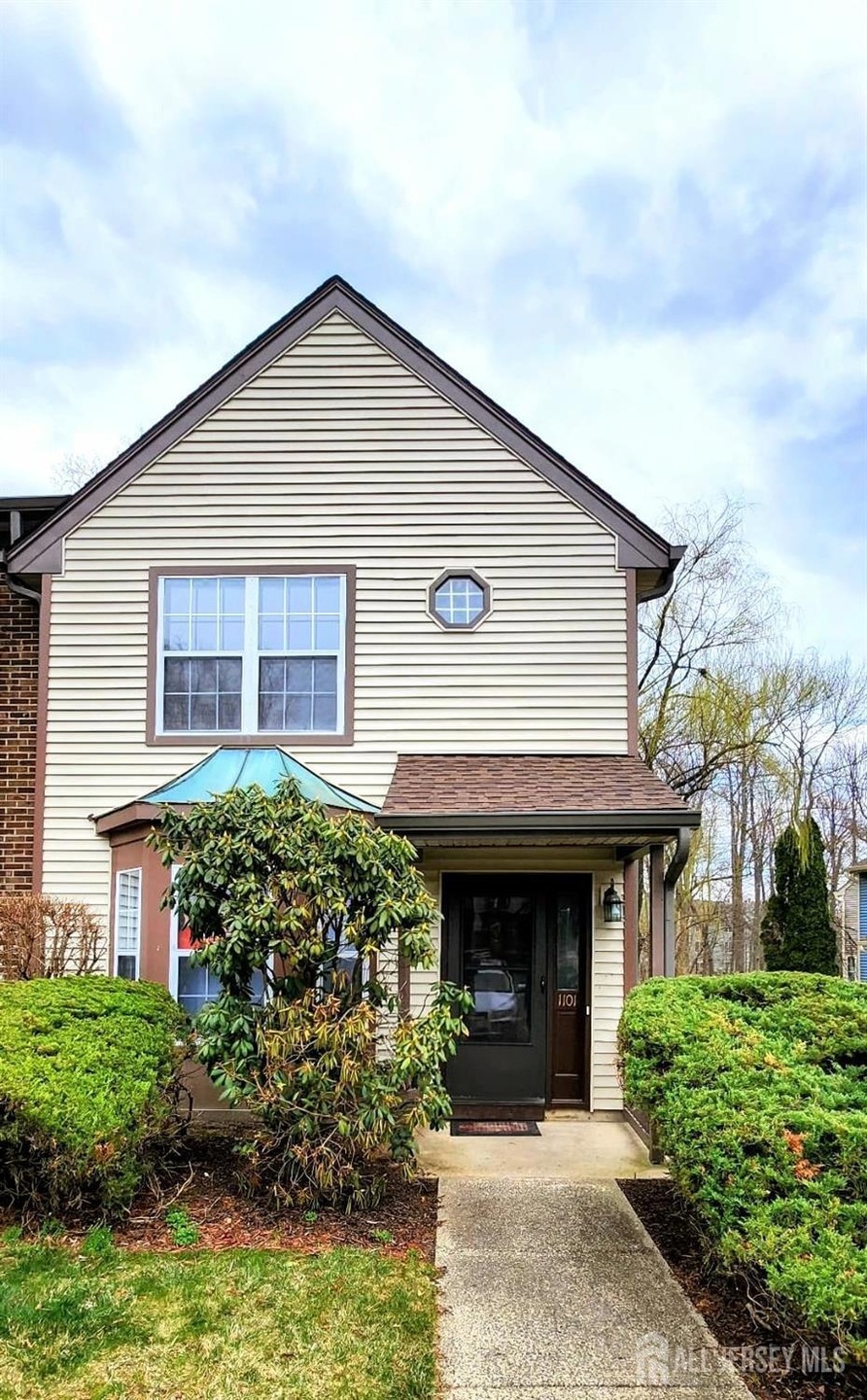 1101 Hickory Ct unit 1101, Monmouth Junction, NJ 08852 - photo 1
