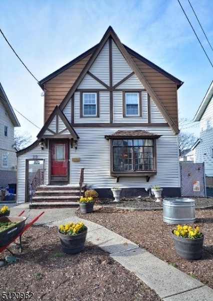 29 Byrd Ave, Bloomfield, NJ 07003 - photo 1