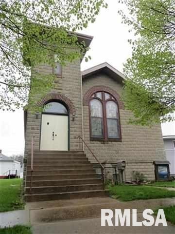 829 Broadway St unit 831 Broadway Street, Lincoln, IL 62656 - photo 1