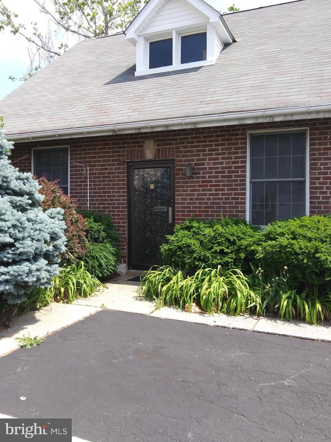 59 W Germantown Pike, Norristown, PA 19401 - photo 1