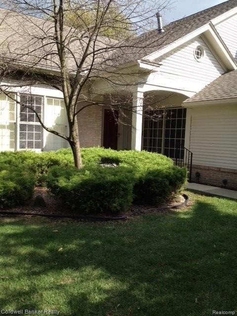 Private Front Entry