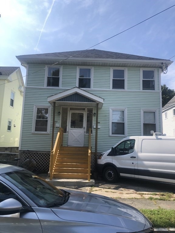 201 Farrington St unit 2, Quincy, MA 02170 - photo 1