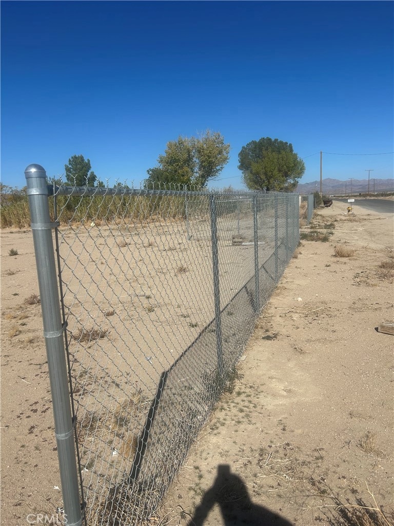 11482 Locust Rd, Lucerne Valley, CA 92356 - photo 1