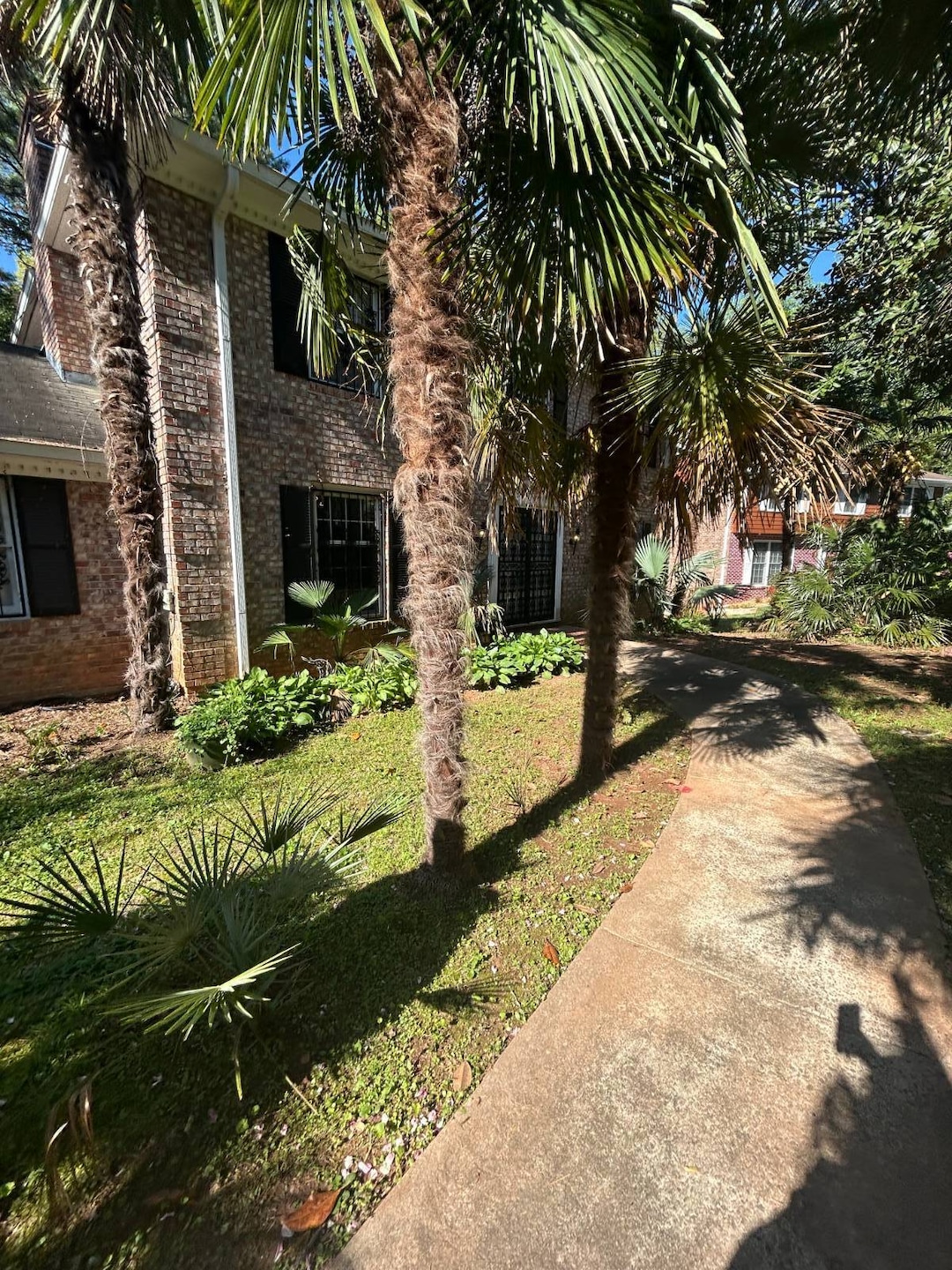 4247 Bingham Ct, Stone Mountain, GA 30083 - photo 1