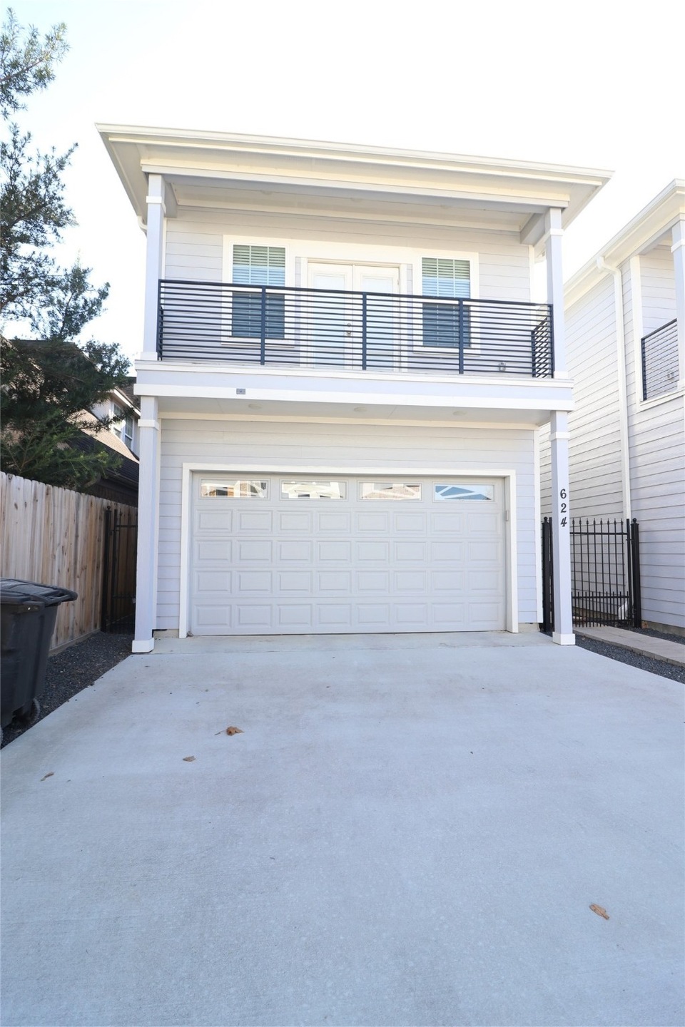 624 W 26th St, Houston, TX 77008 - photo 1