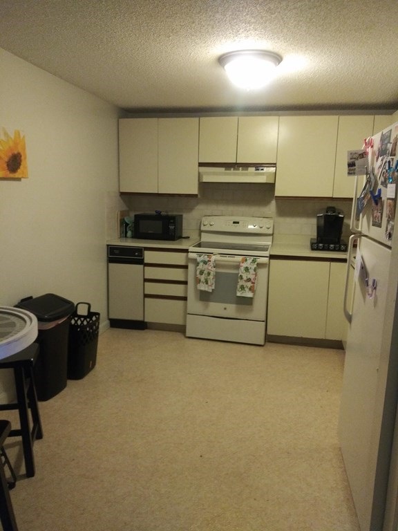 Parkway Plaza West unit 708, Medford, MA 02155 - photo 1