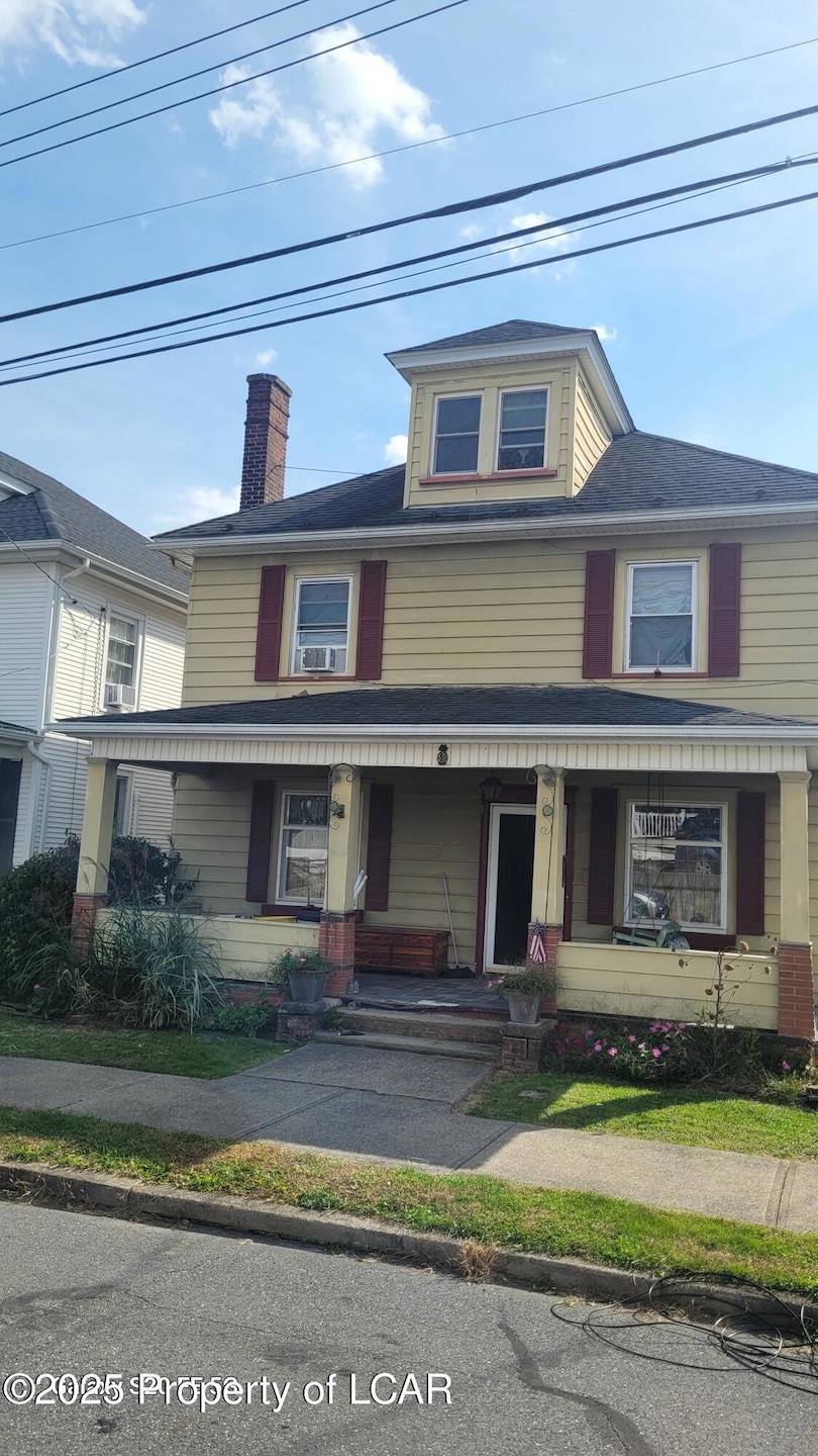 339 E Broad St, Nanticoke, PA 18634 - photo 1