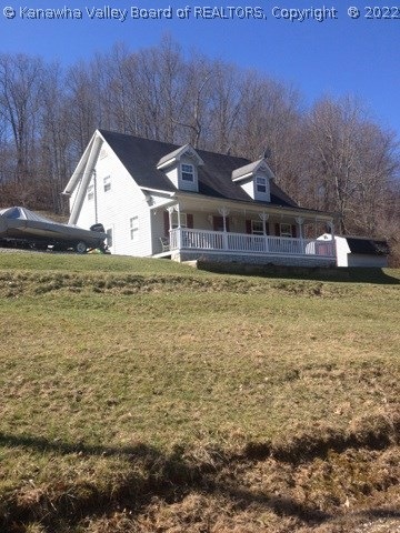 470 Starlight Rd, Alum Creek, WV 25003 - photo 1