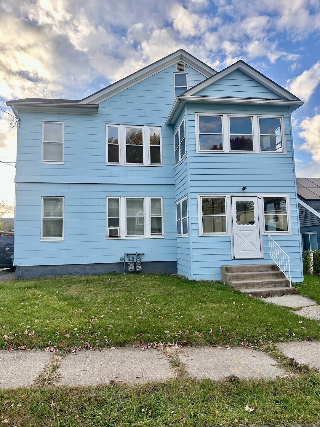 For Rent $1,900/month