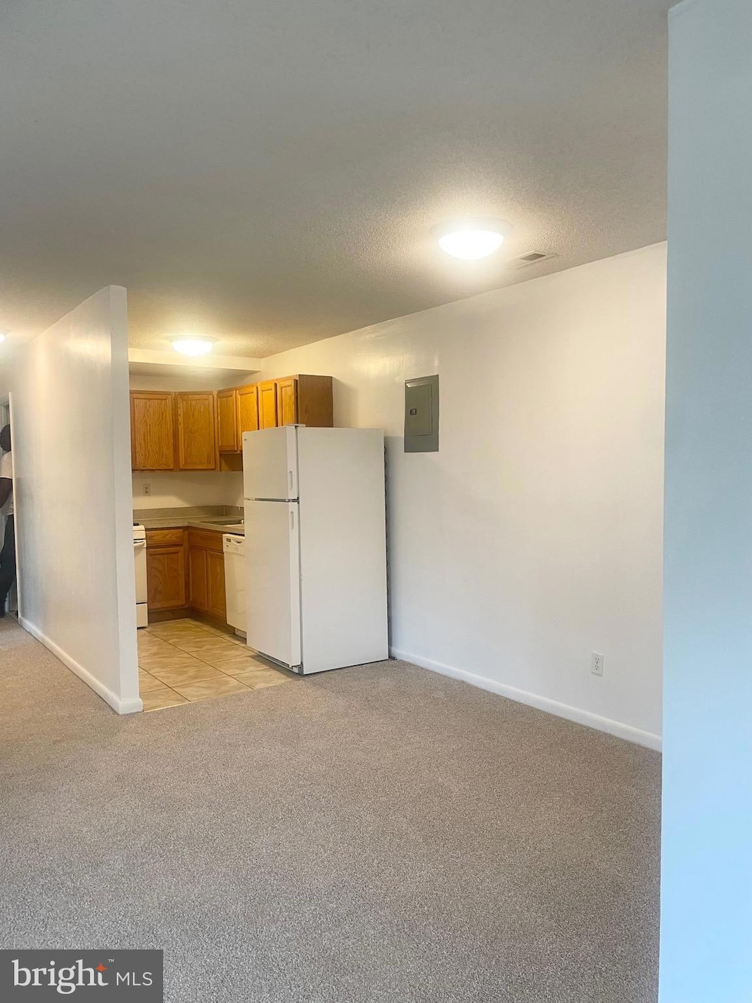 For Rent $1,300/month