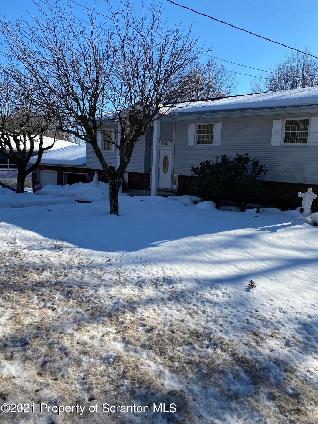 450 Kennedy Dr, Archbald, PA 18403 - photo 1