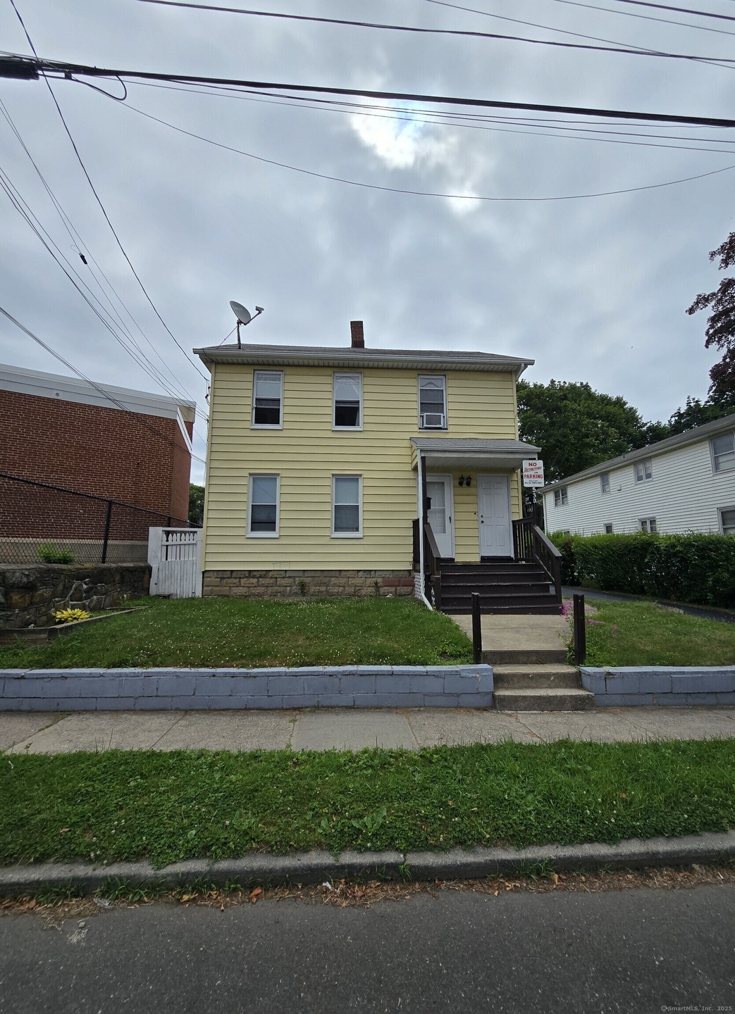 Under Contract $375,000