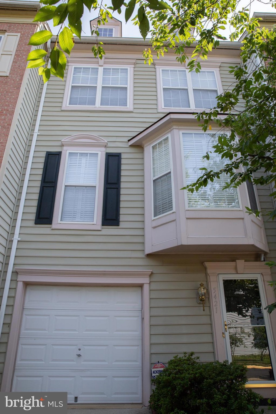 5421 Summer Leaf Ln, Alexandria, VA 22312 - photo 1