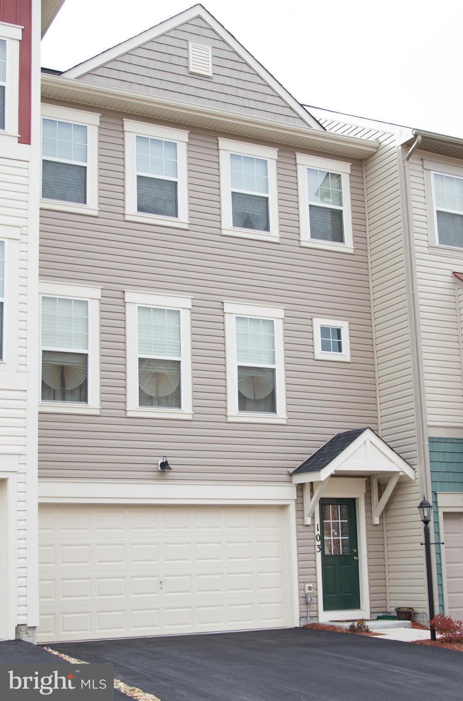 6031 Rotunda Dr, Stephenson, VA 22656 - photo 1