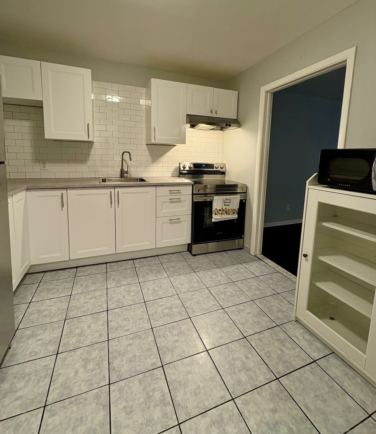 1730 State St unit 412, Hamden, CT 06517 - photo 1