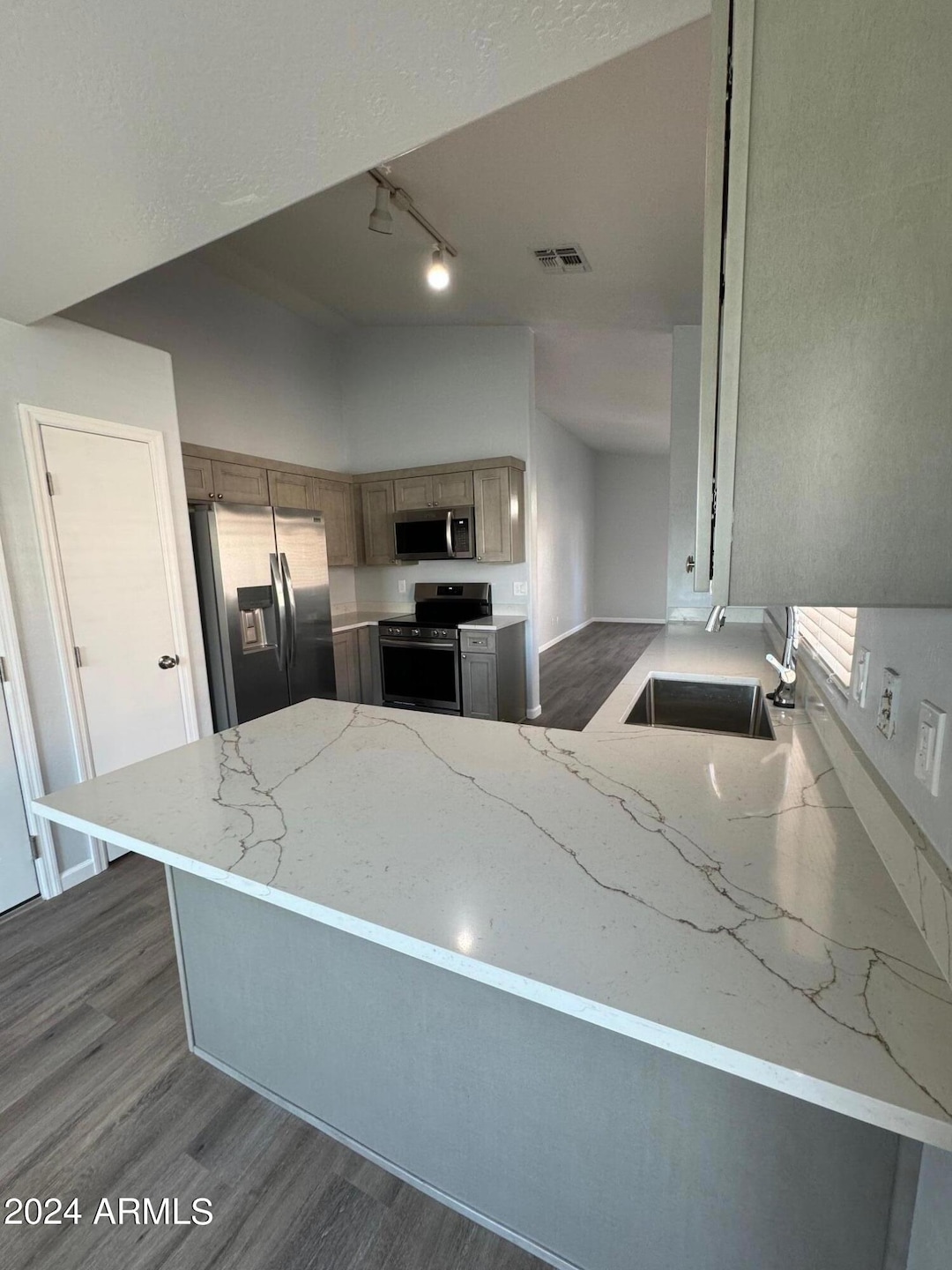 14084 W Cornerstone Trail, Surprise, AZ 85374 - photo 1