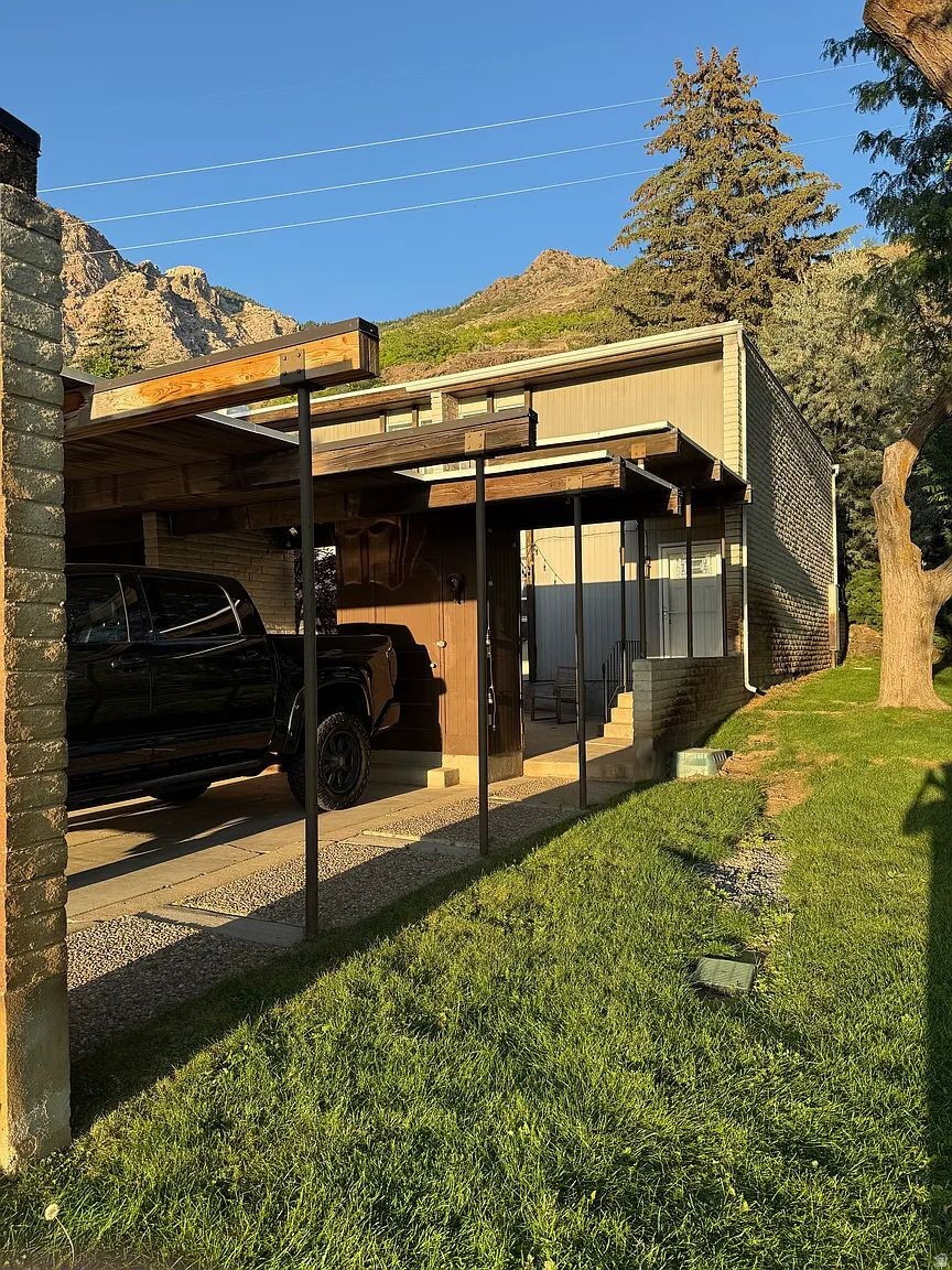 1565 E 775 S unit 6, Ogden, UT 84404 - photo 1