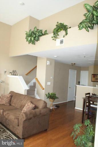 42233 Terrazzo Terrace unit 513, Stone Ridge, VA 20105 - photo 1