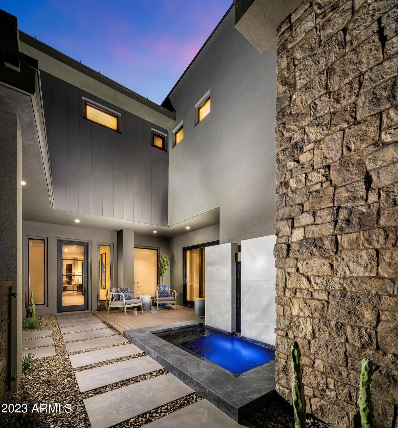 2-The Retreat-Apex_Courtyard (2)