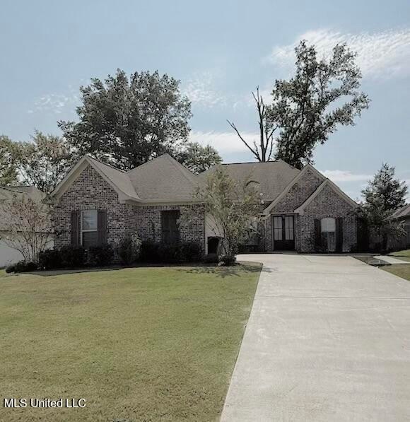 162 Sweetbriar Cir, Canton, MS 39046 - photo 1
