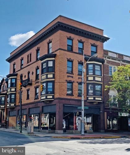 For Rent $1,495/month • Co-Listing Agent