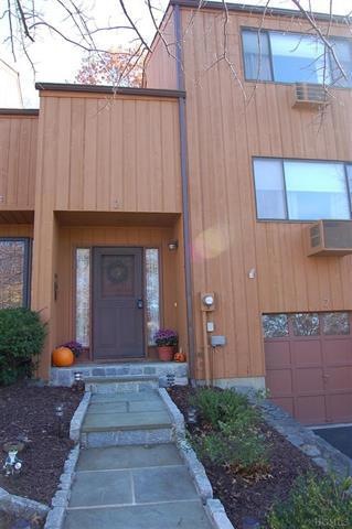 2 Lark Ln, Croton On Hudson, NY 10520 - photo 1