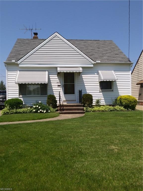 16001 Rockside Rd., Maple Hts
