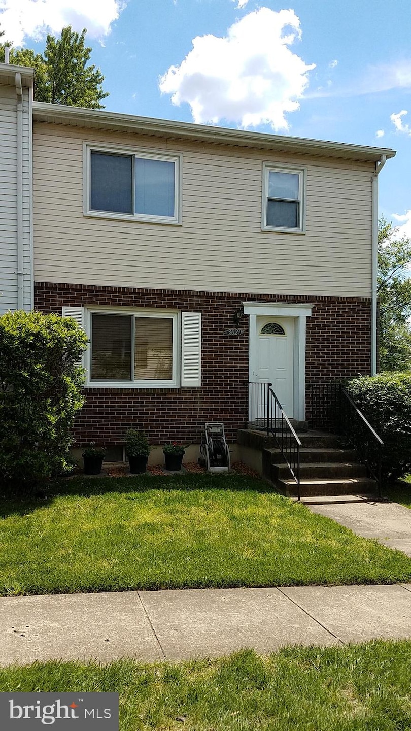 3020 White Birch Ct, Fairfax, VA 22031 - photo 1