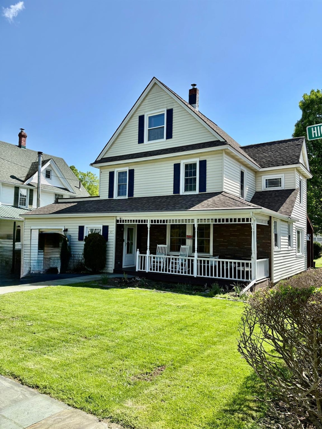 For Sale $365,000 • Co-Listing Agent