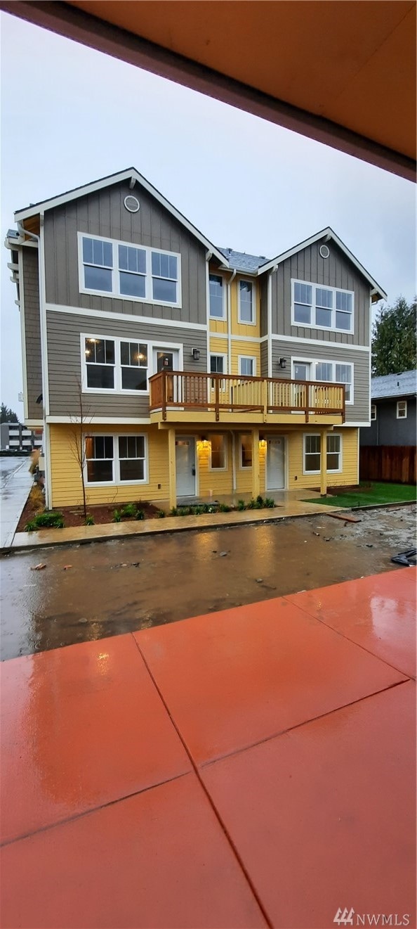 14414 34th Ln S, Tukwila, WA 98168 - photo 1